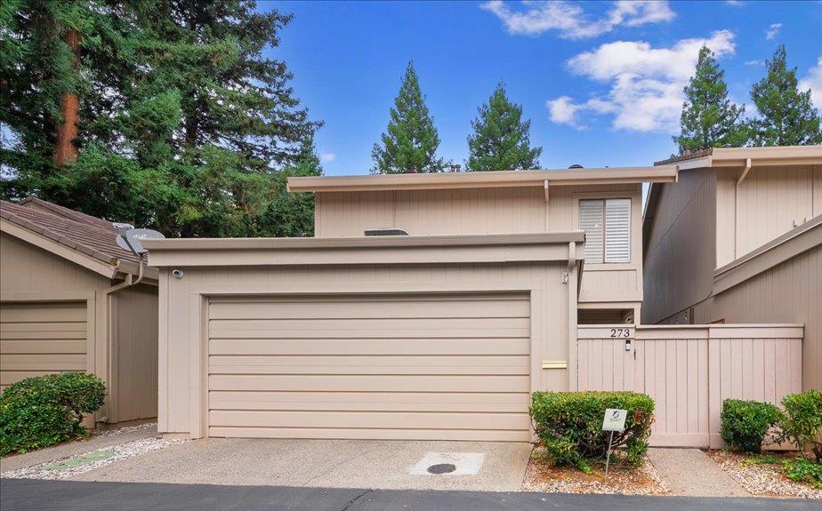 273 Hartnell Pl, Sacramento, CA 95825