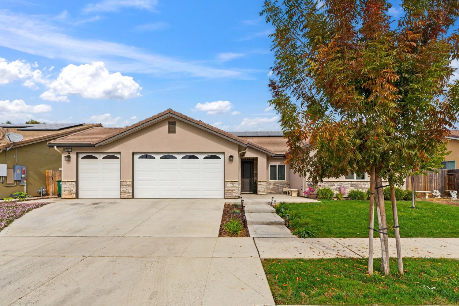 2286 E Jefferson Ave