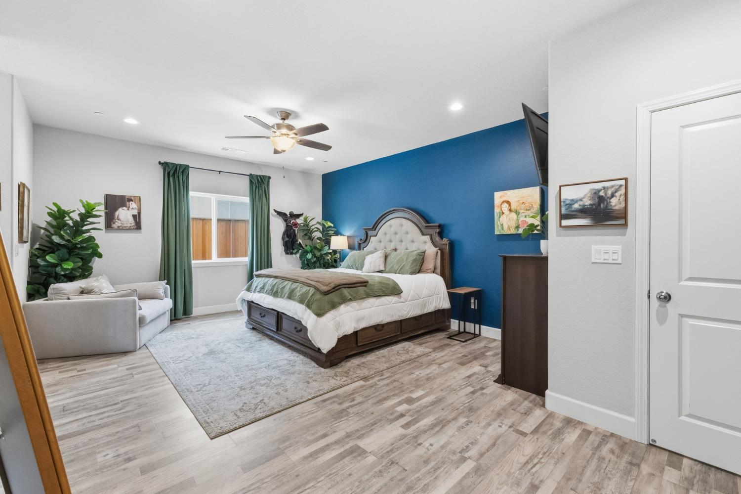 2286 E Jefferson Ave, Reedley, CA 93654