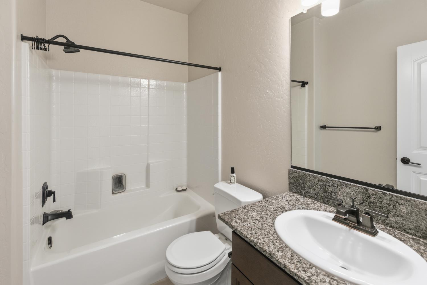 4449 N Gorma Ave, Fresno, CA 93723