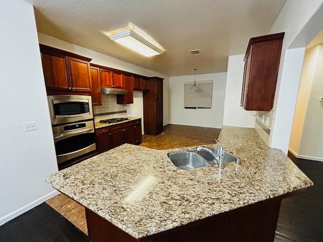 4381 W Pinsapo Dr, Fresno, CA 93722