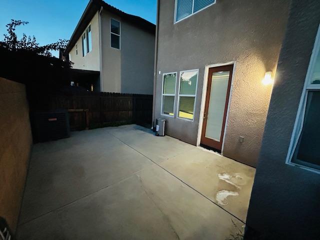 4381 W Pinsapo Dr, Fresno, CA 93722