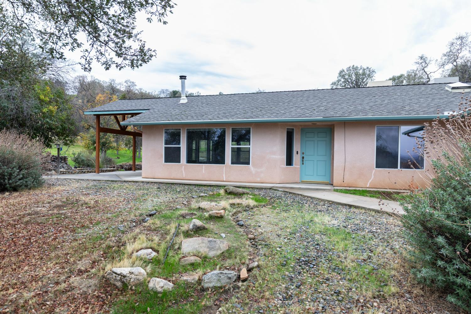 41508 Roaring River Ct, Coarsegold, CA 93614