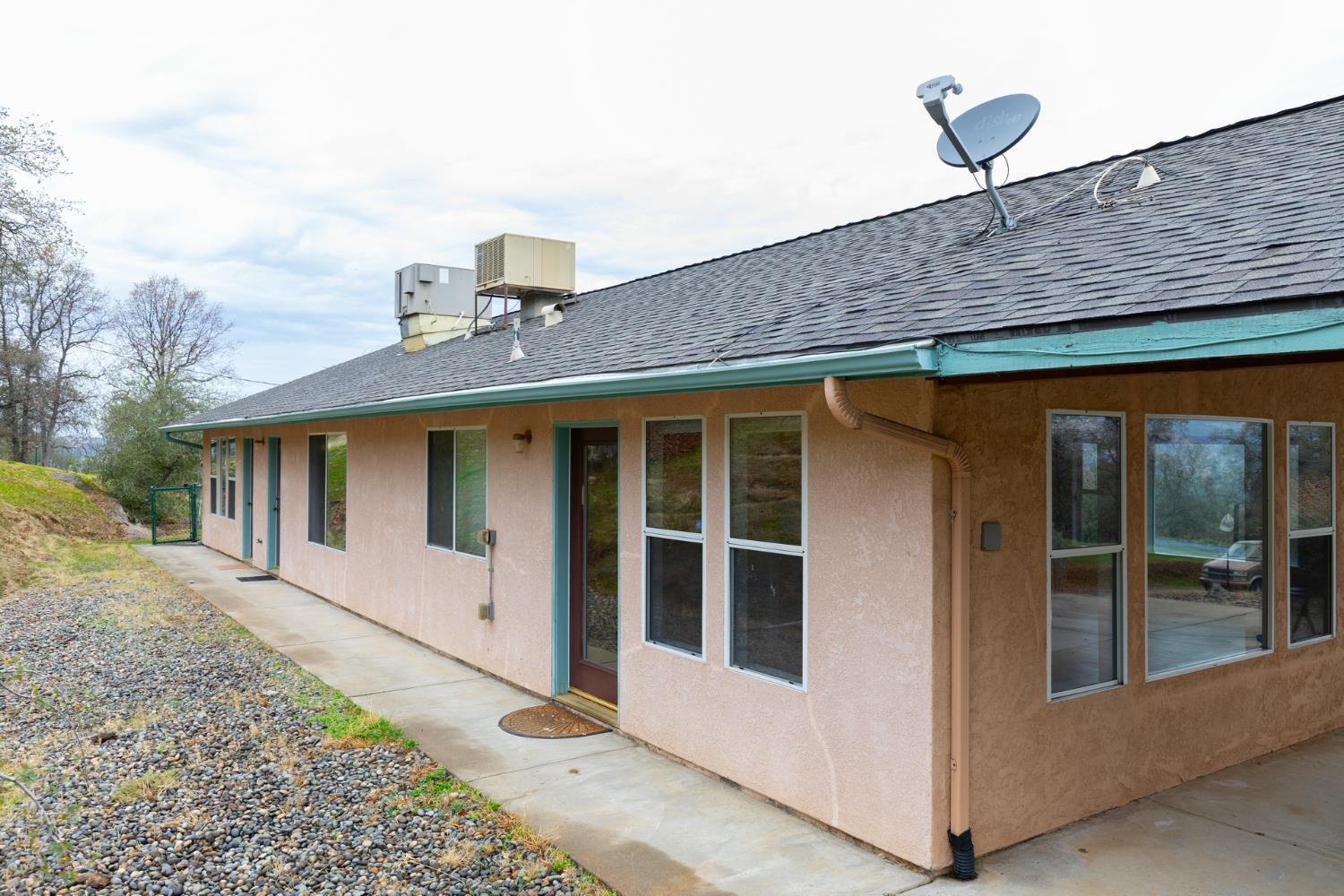 41508 Roaring River Ct, Coarsegold, CA 93614