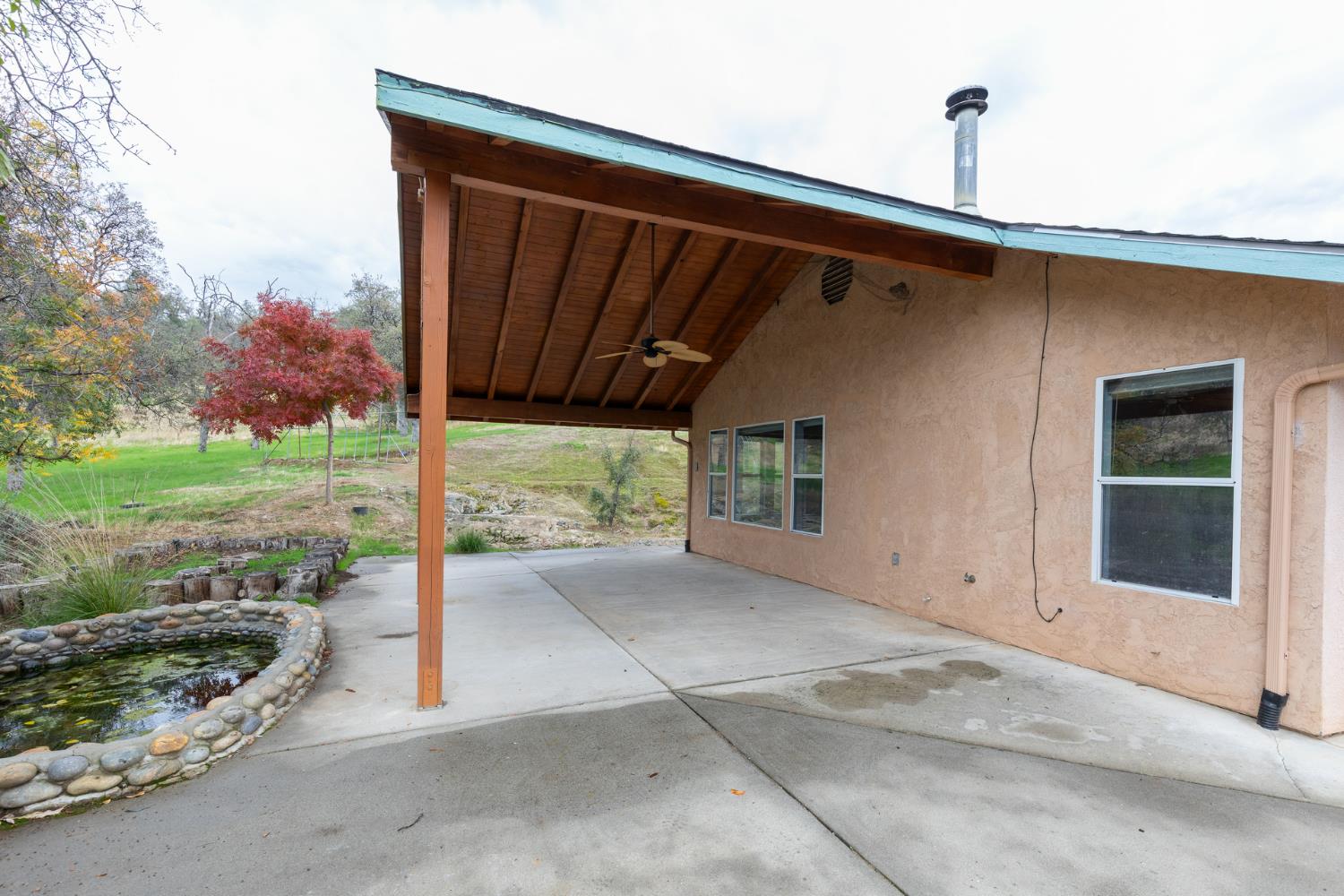 41508 Roaring River Ct, Coarsegold, CA 93614