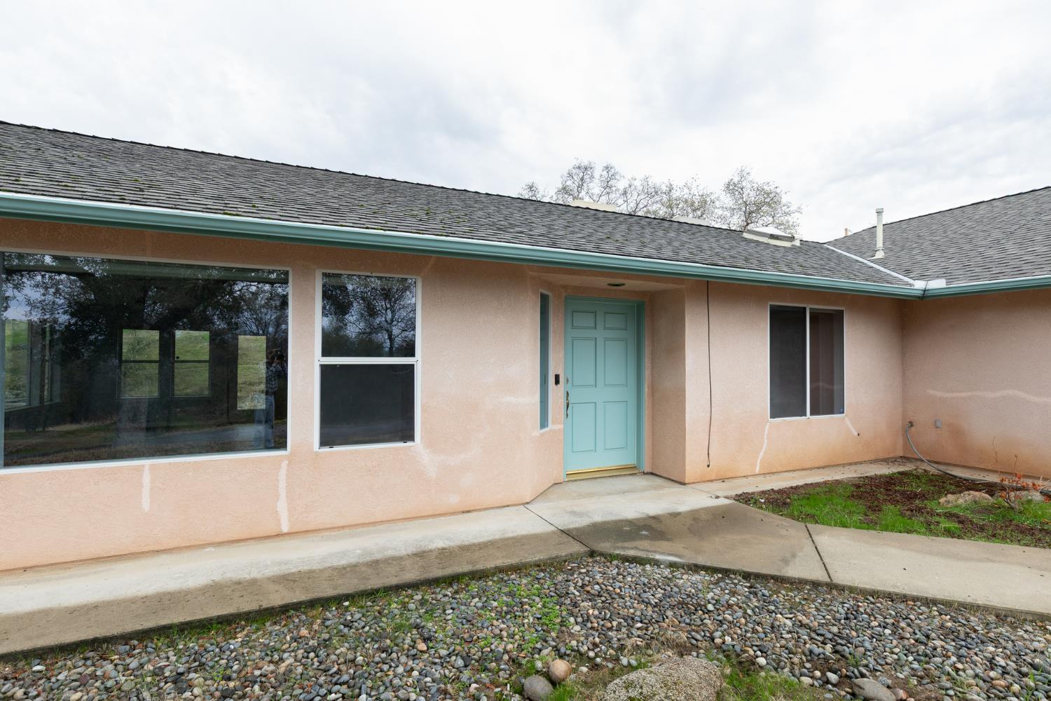 41508 Roaring River Ct, Coarsegold, CA 93614