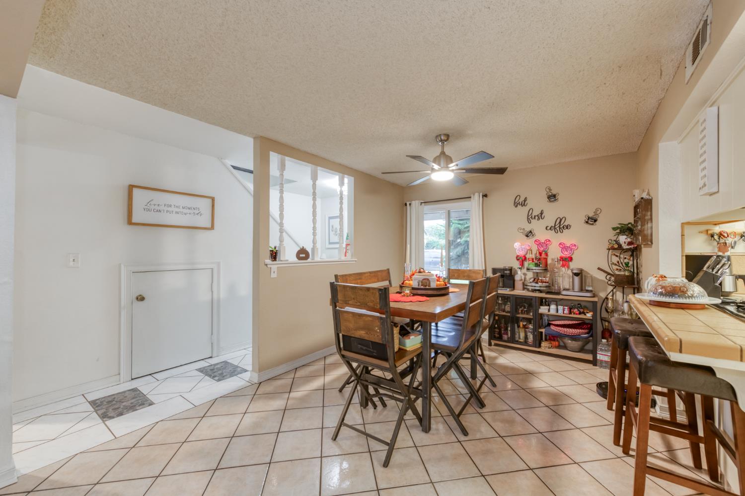 182 E Kennedy Ave, Tulare, CA 93274