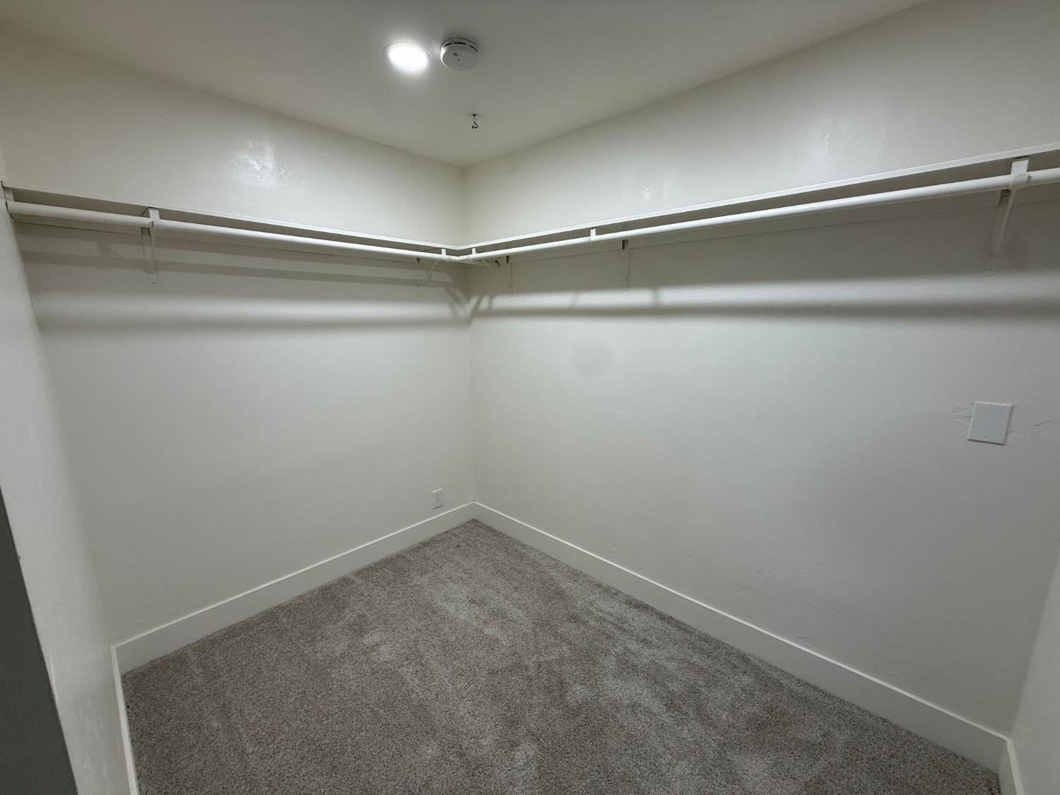 548 E pleasant, Coalinga, CA 93210