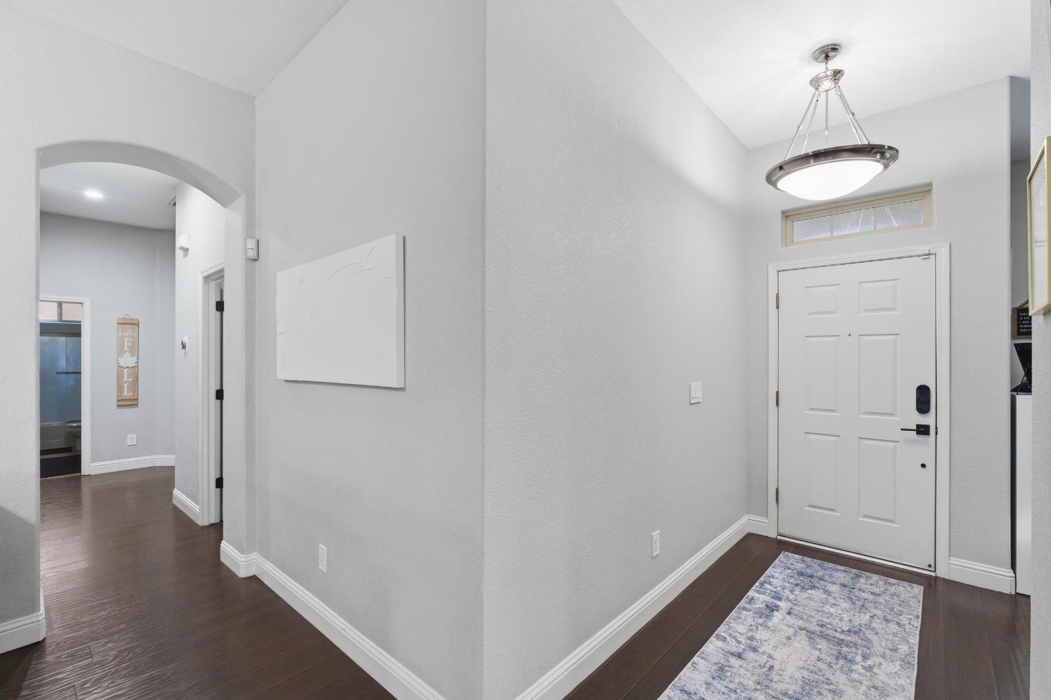 4387 N Ellendale Ave, Fresno, CA 93722