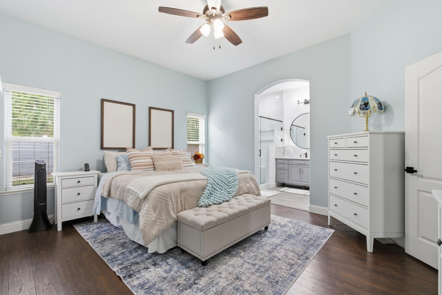 4387 N Ellendale Ave, Fresno, CA 93722