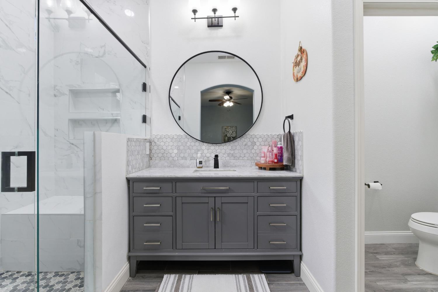 4387 N Ellendale Ave, Fresno, CA 93722