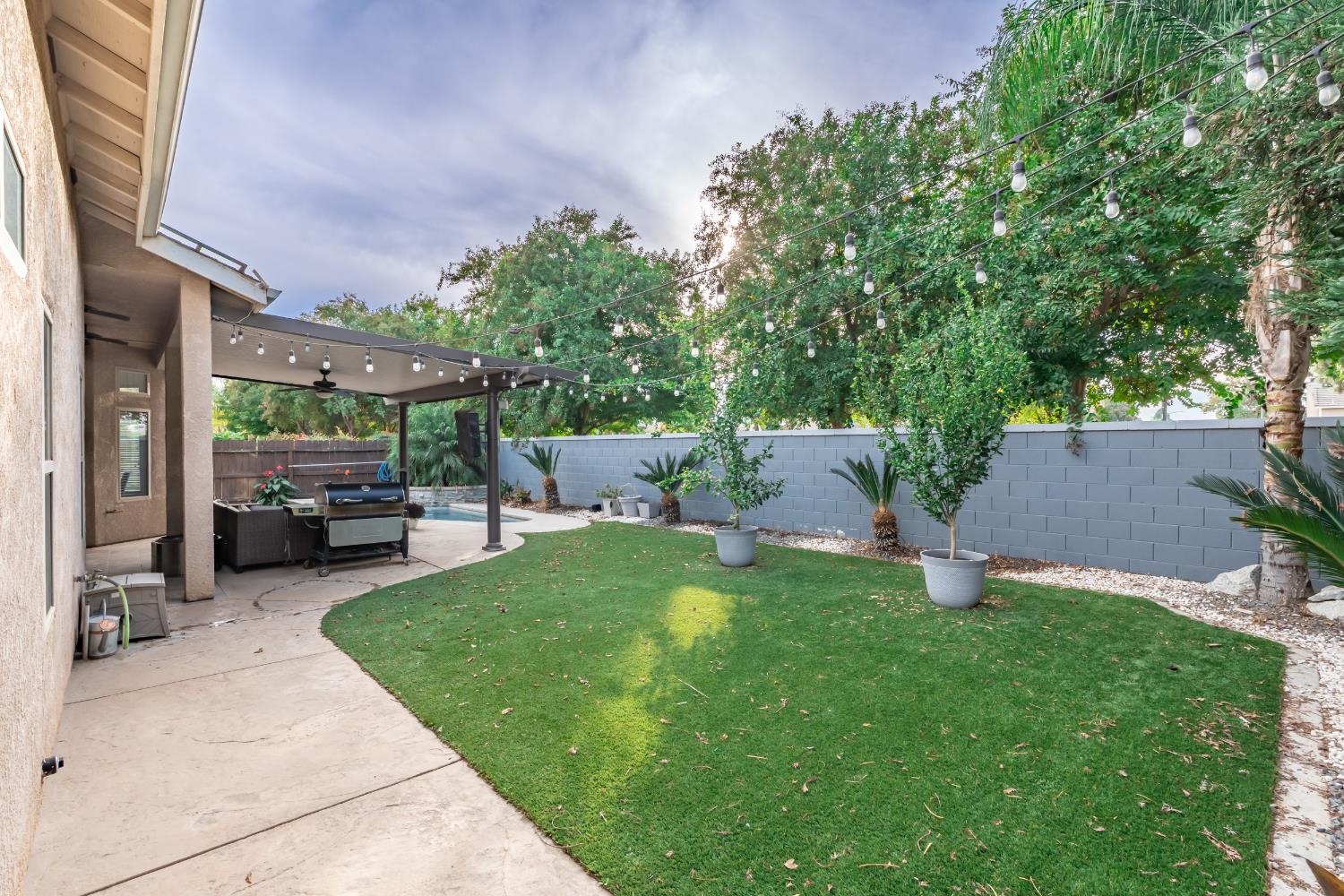 4387 N Ellendale Ave, Fresno, CA 93722