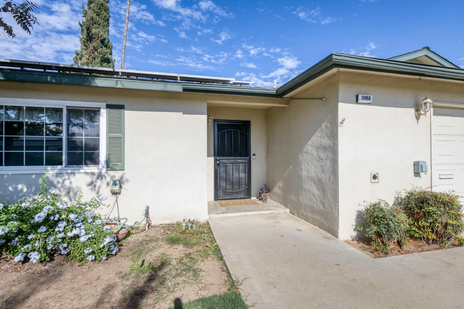 3068 W Holland Ave, Fresno, CA 93722