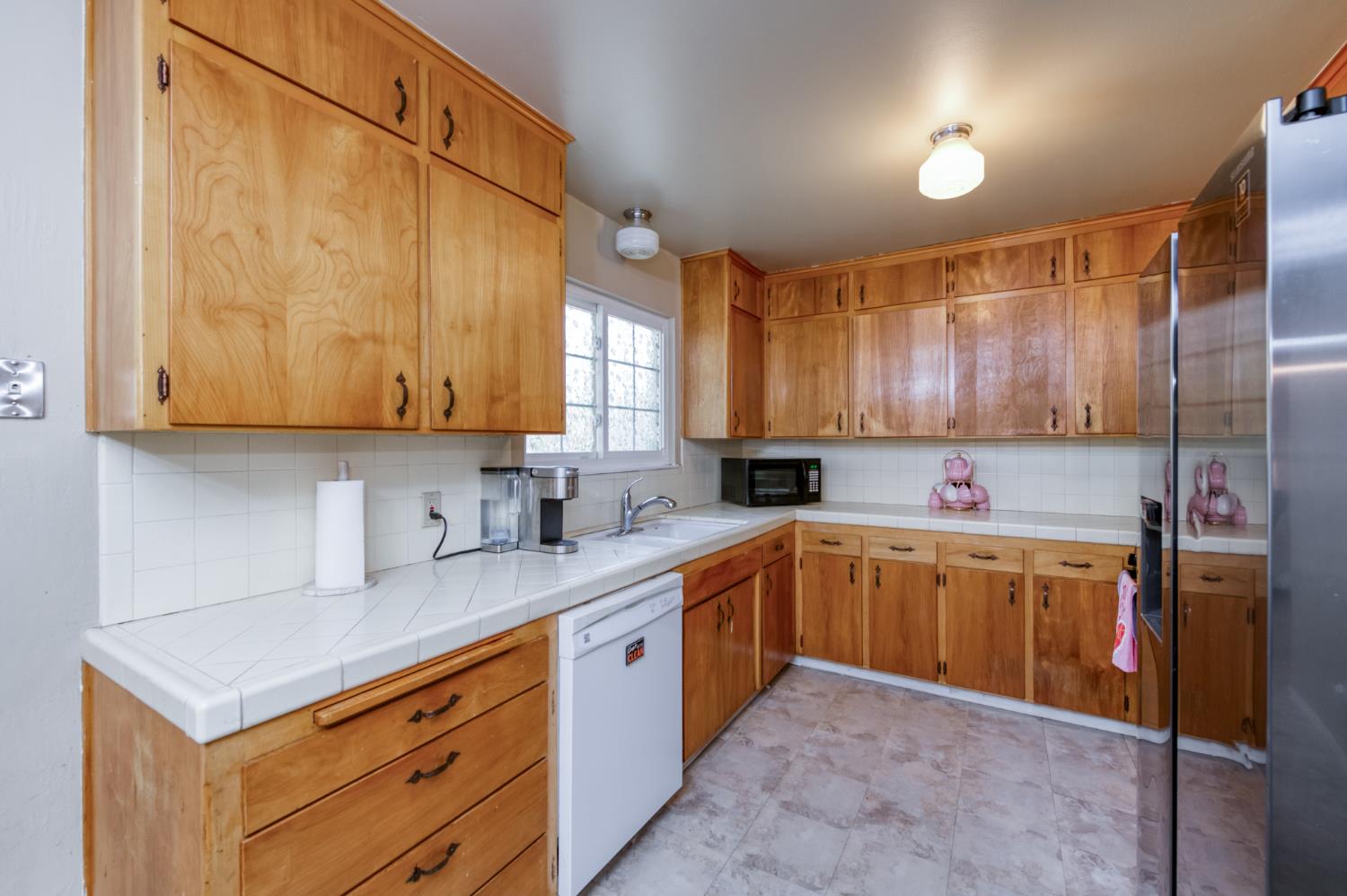 3068 W Holland Ave, Fresno, CA 93722