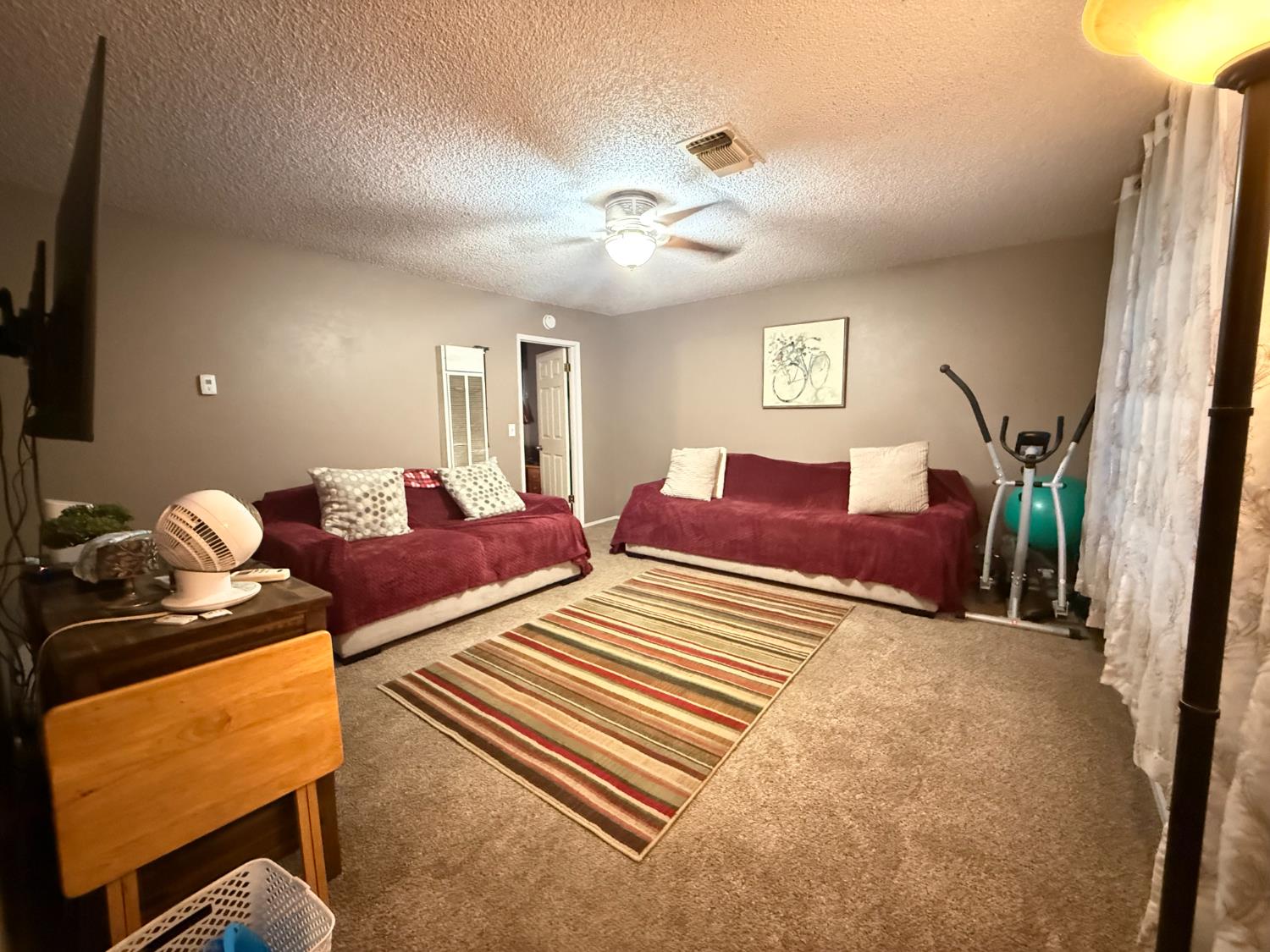 441 W Stanley Ave, Reedley, CA 93654