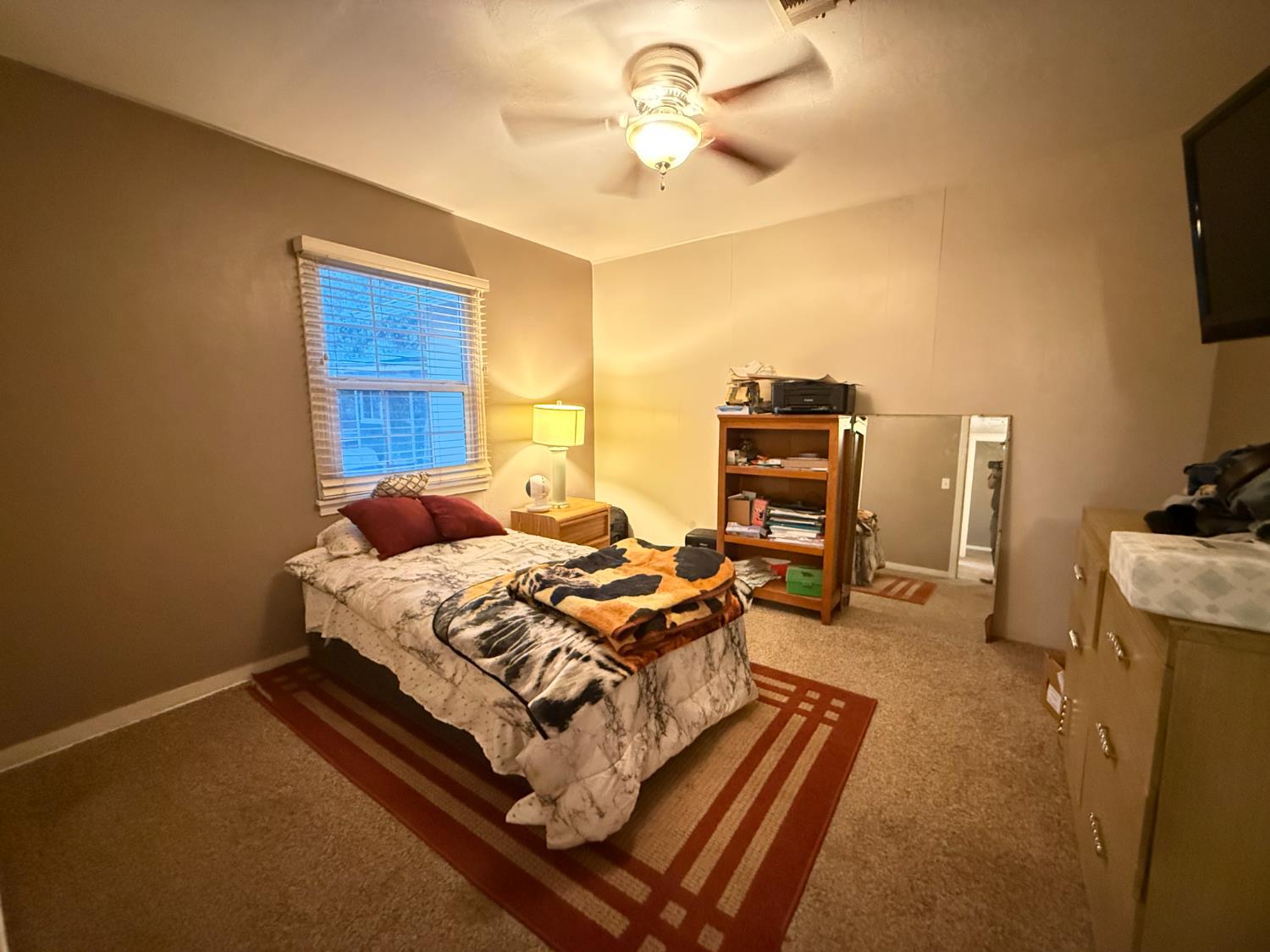 441 W Stanley Ave, Reedley, CA 93654