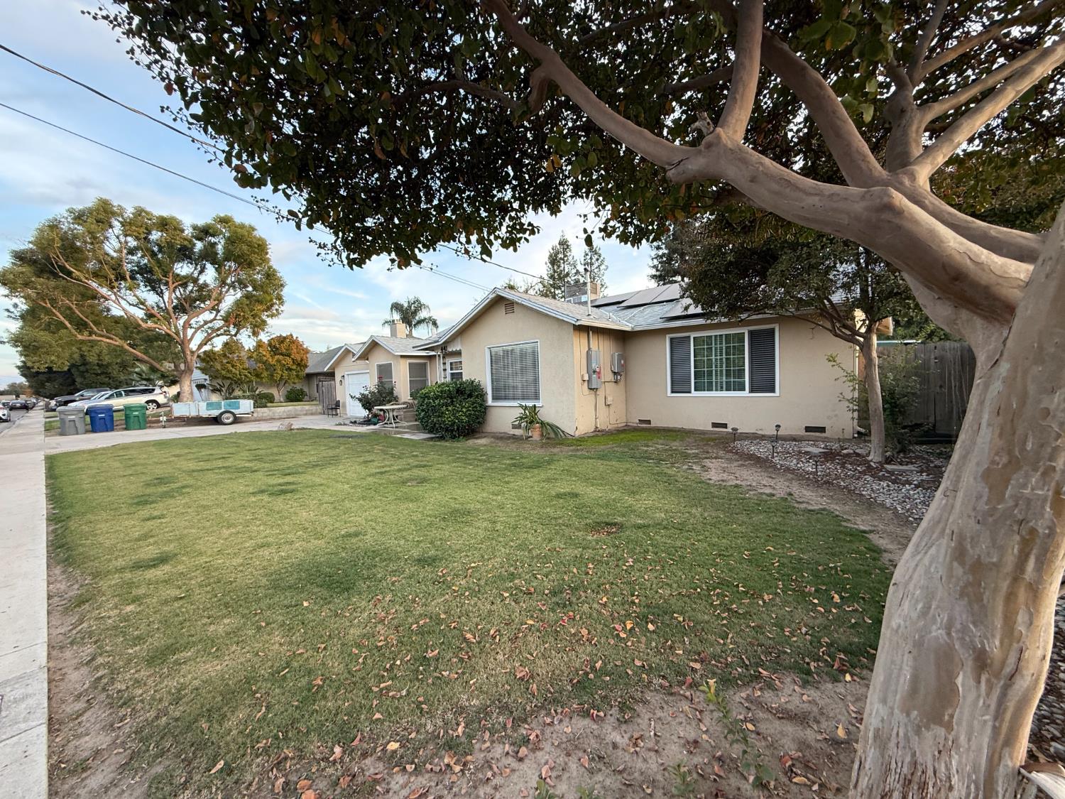 441 W Stanley Ave, Reedley, CA 93654