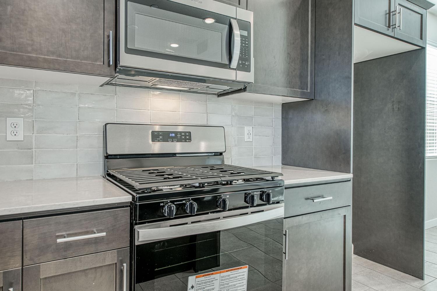 387 Lucas Ave S, Madera, CA 93636