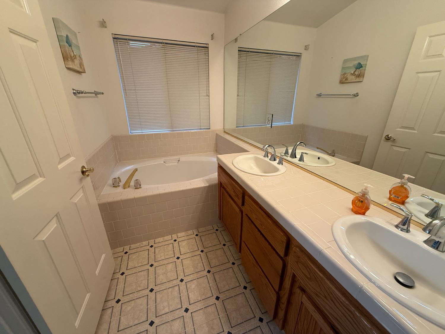 5532 W Wathen Ave, Fresno, CA 93722