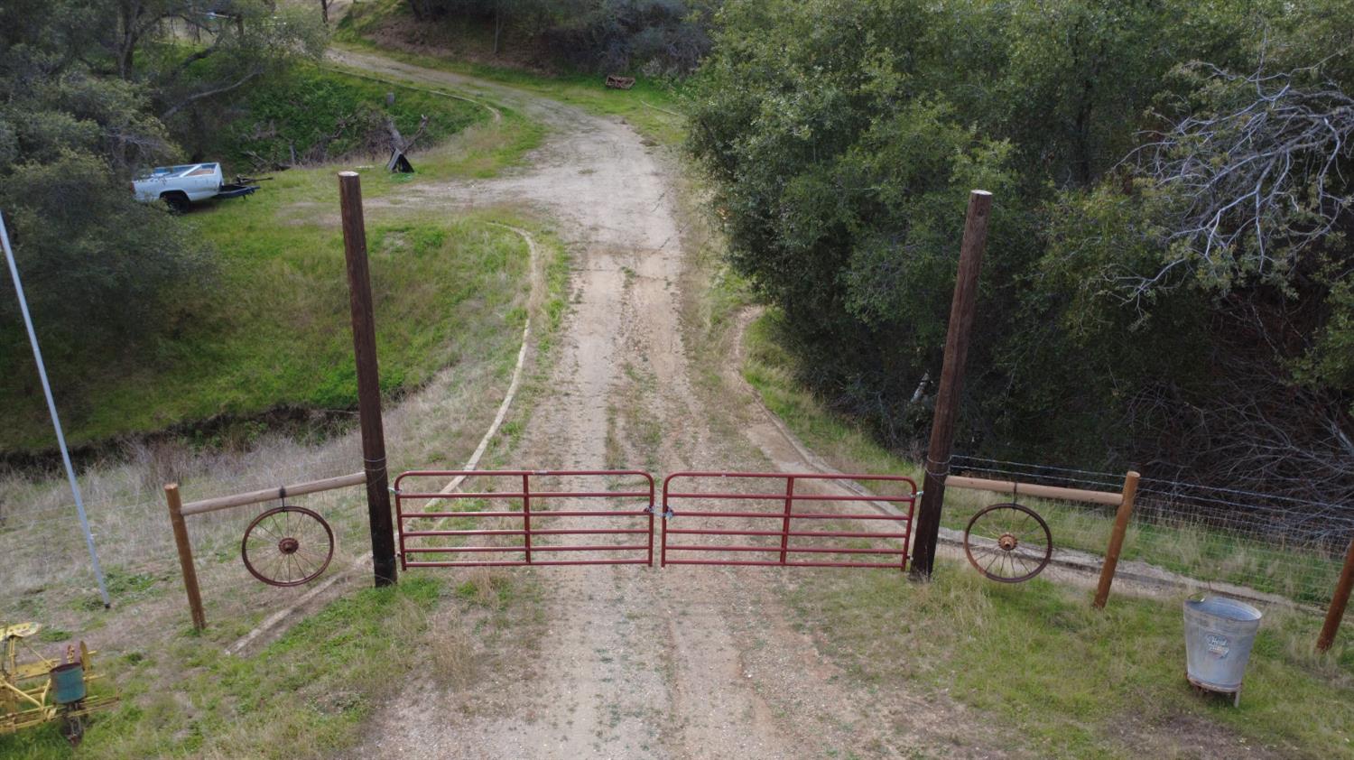 38967 Deerbrook Ln, Yokuts Valley, CA 93675