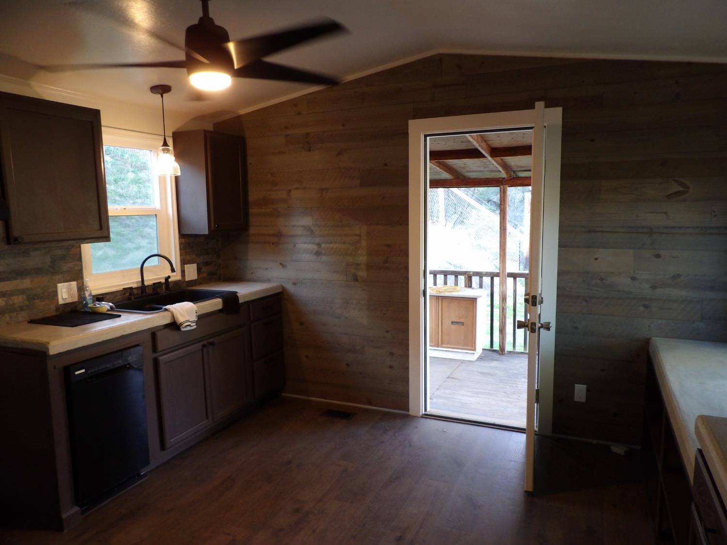 38967 Deerbrook Ln, Yokuts Valley, CA 93675