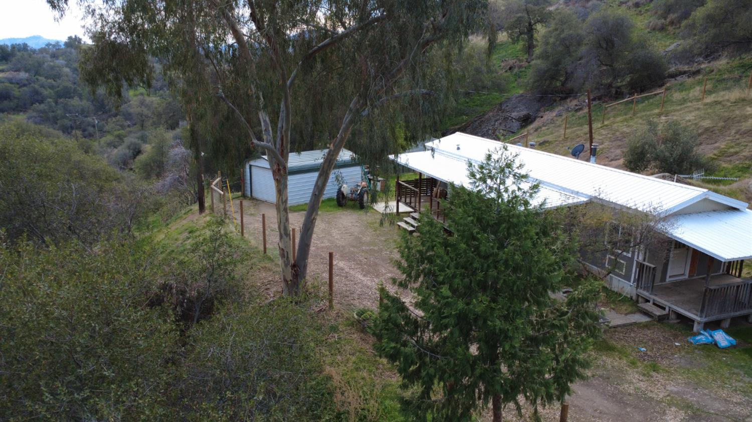 38967 Deerbrook Ln, Yokuts Valley, CA 93675