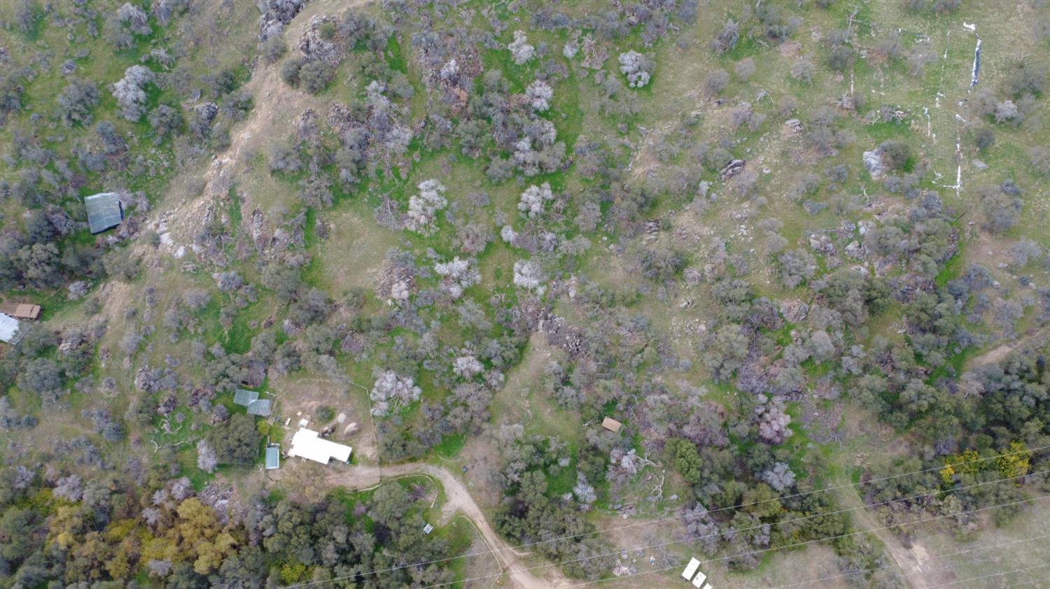 38967 Deerbrook Ln, Yokuts Valley, CA 93675