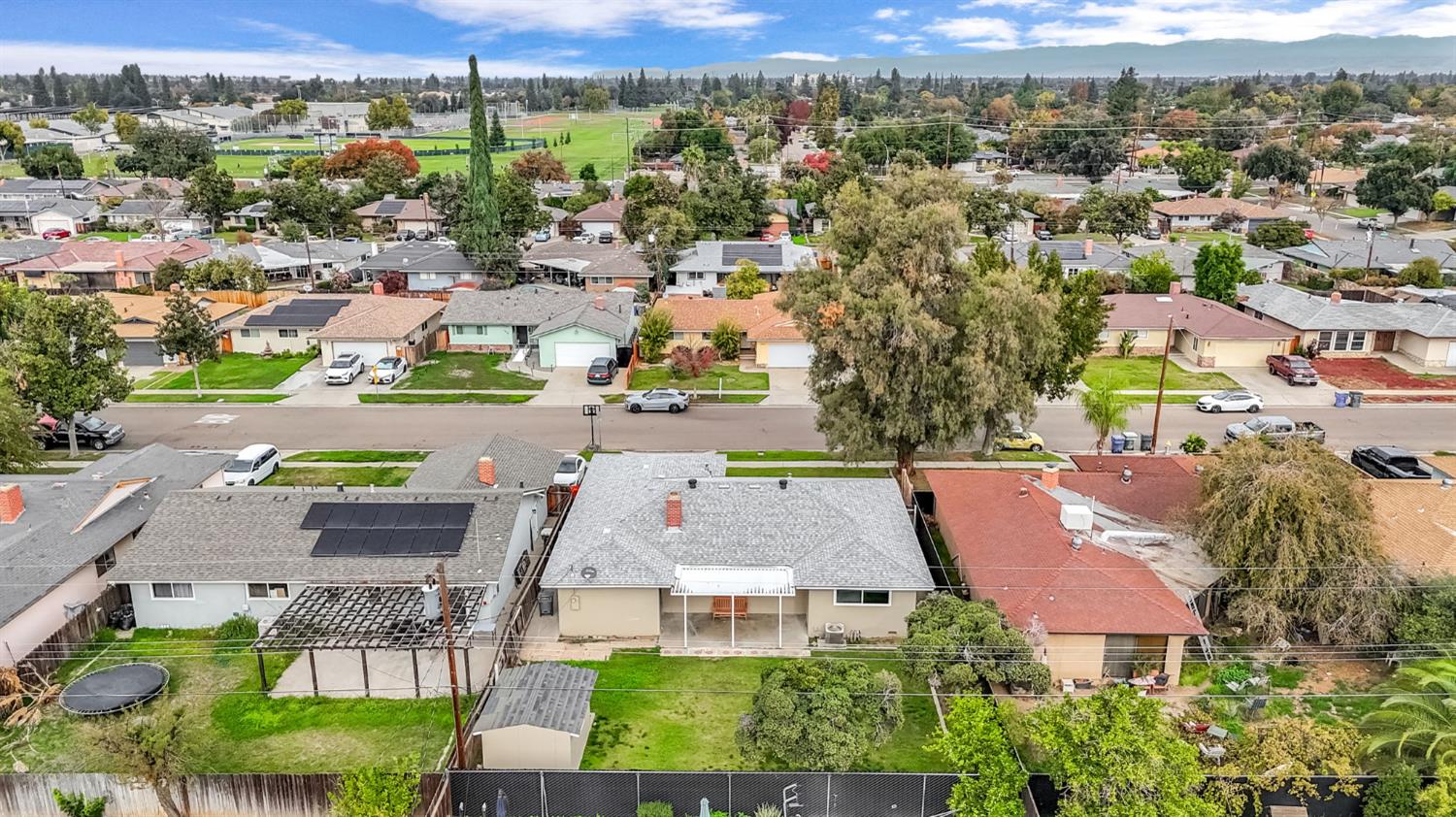 1215 E San Ramon Ave, Fresno, CA 93710