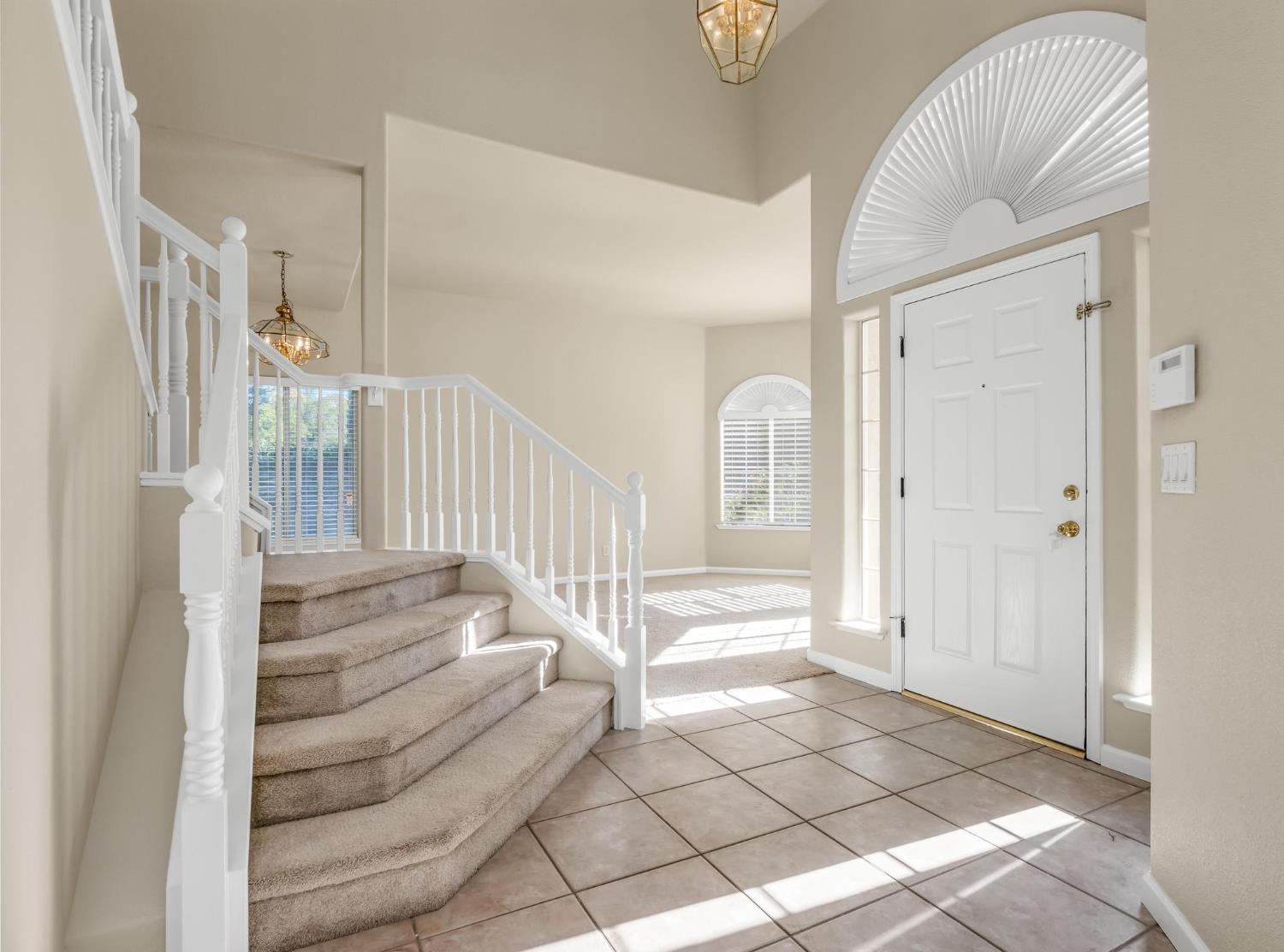 10168 N Rowell Ave, Fresno, CA 93730