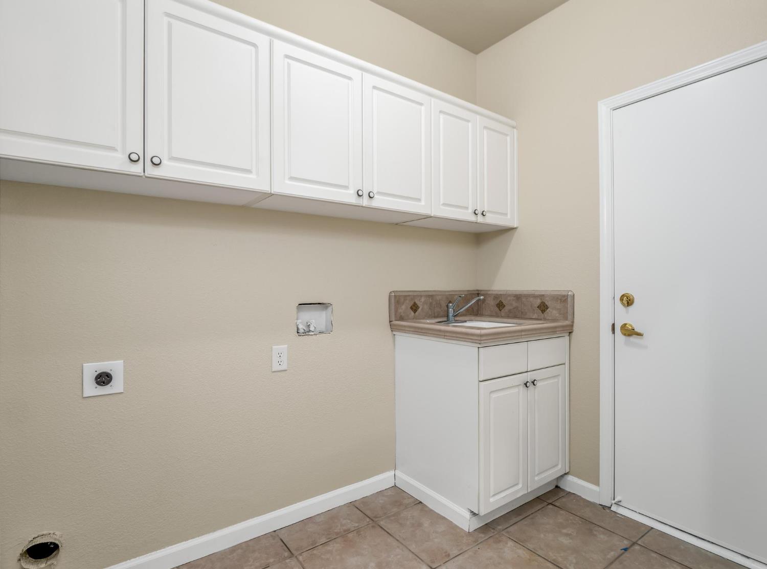 10168 N Rowell Ave, Fresno, CA 93730