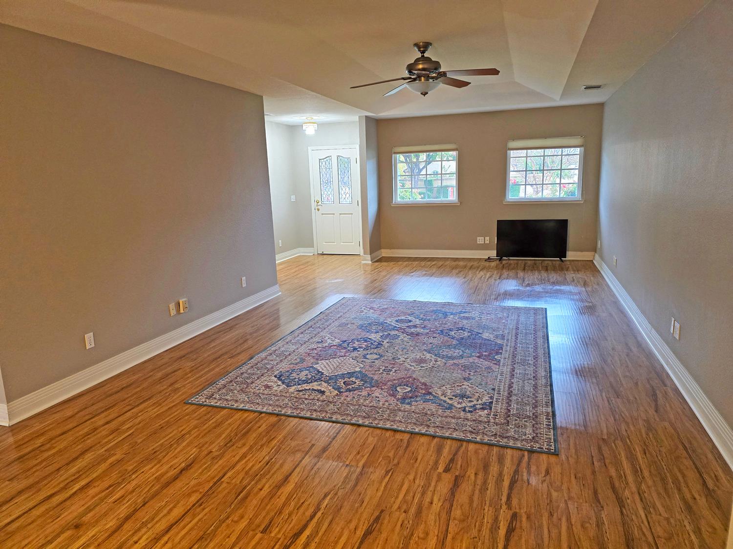 6711 N Chestnut Ave, Fresno, CA 93710