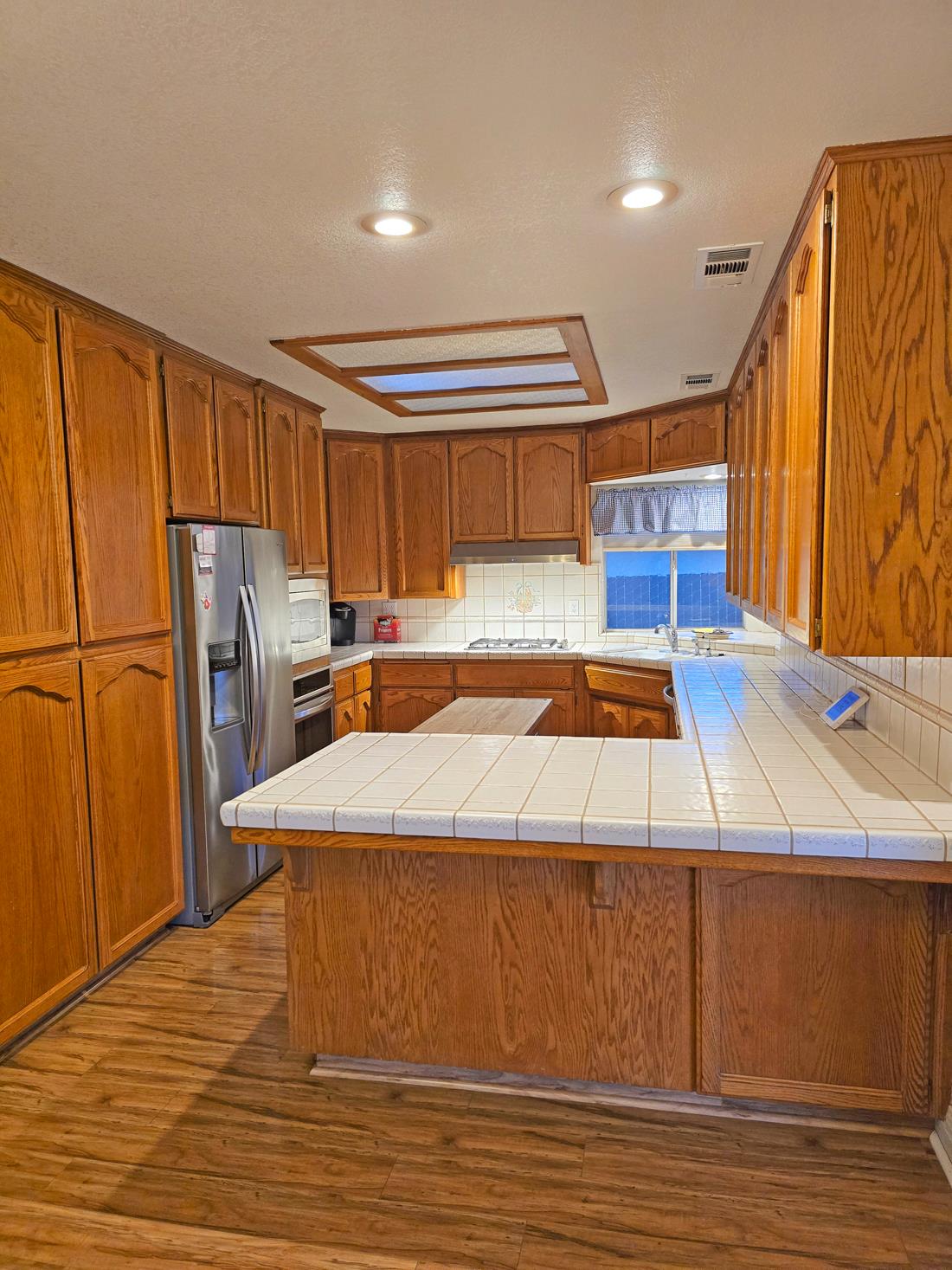 6711 N Chestnut Ave, Fresno, CA 93710