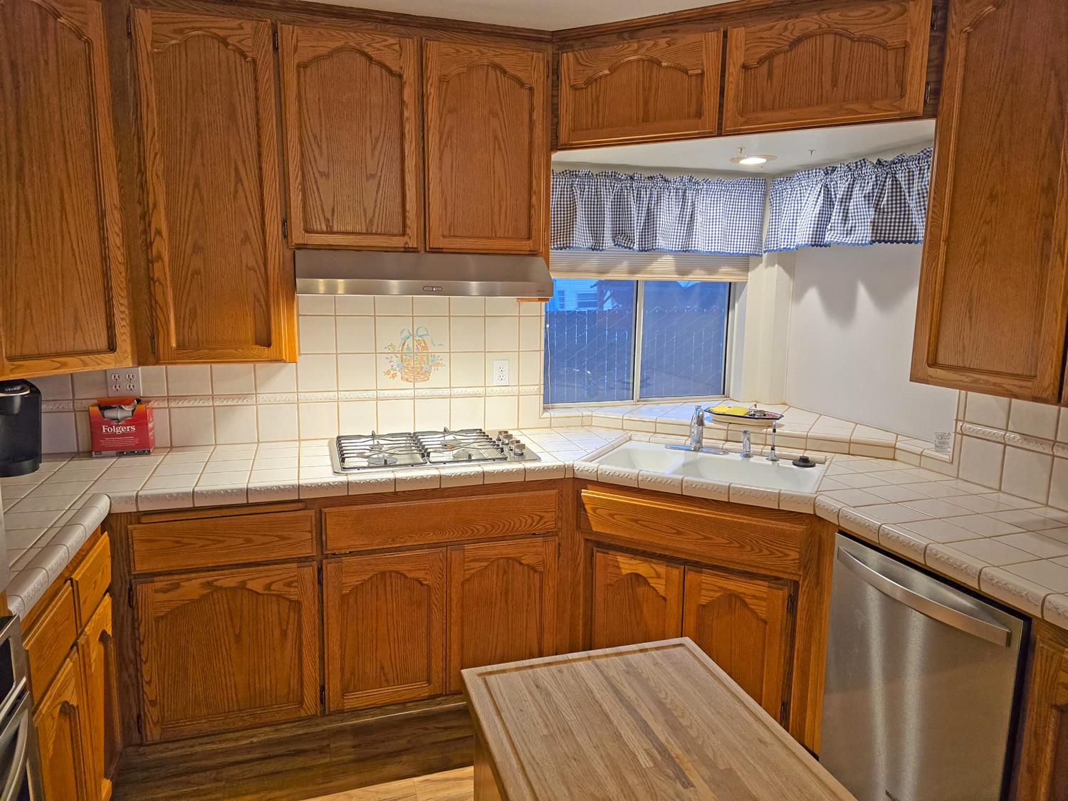 6711 N Chestnut Ave, Fresno, CA 93710