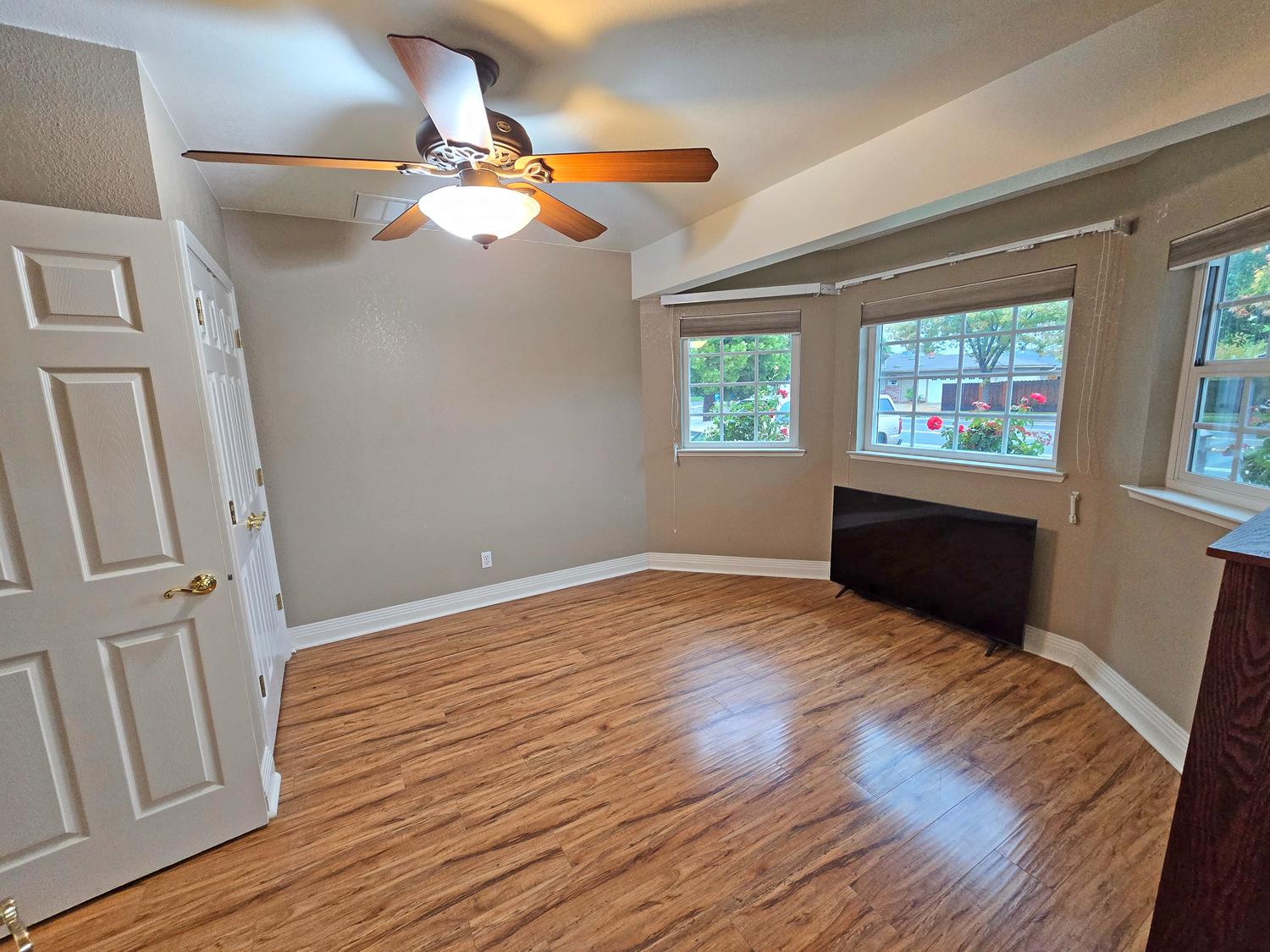 6711 N Chestnut Ave, Fresno, CA 93710