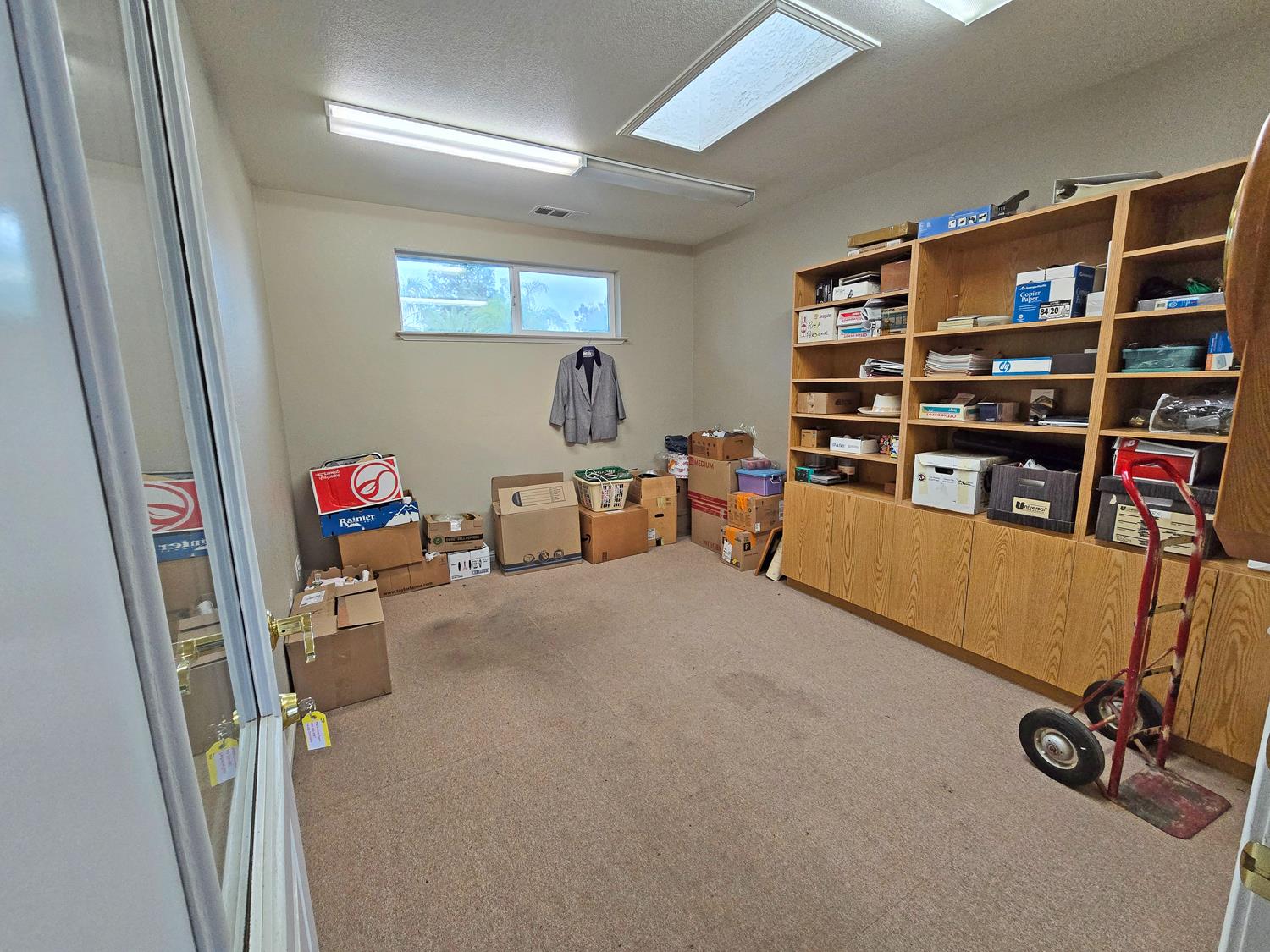 6711 N Chestnut Ave, Fresno, CA 93710