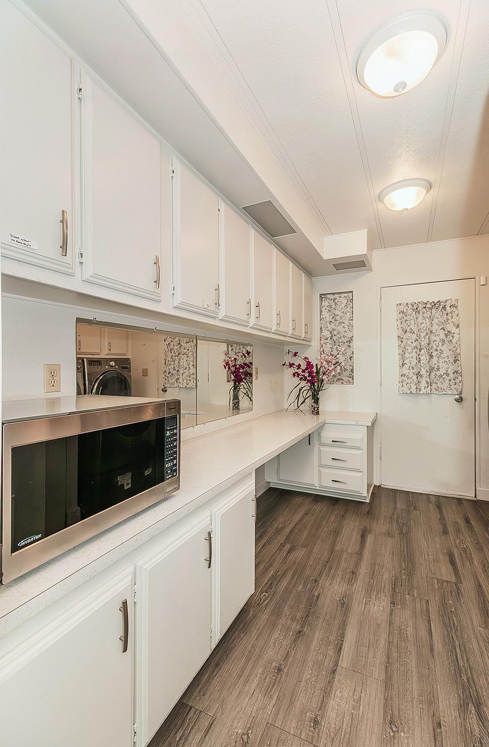 221 W Herndon Ave #192, Pinedale, CA 93650