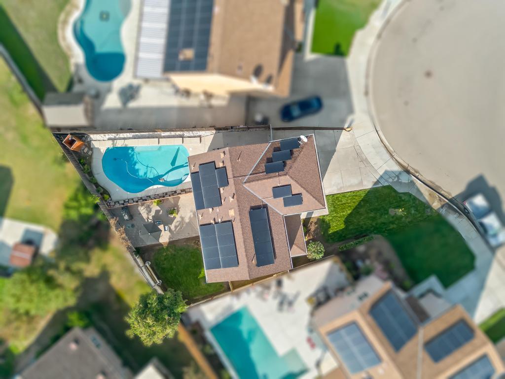 5774 E Beck Ave, Fresno, CA 93727