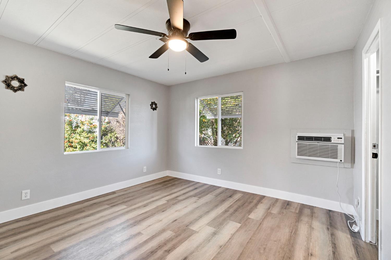 1218 E Cleveland Ave #153, Madera, CA 93638