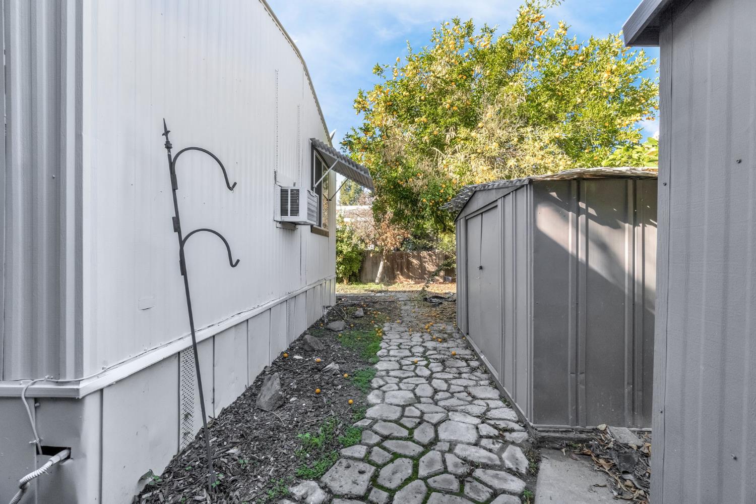 1218 E Cleveland Ave #153, Madera, CA 93638