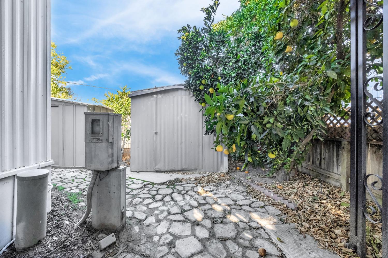 1218 E Cleveland Ave #153, Madera, CA 93638