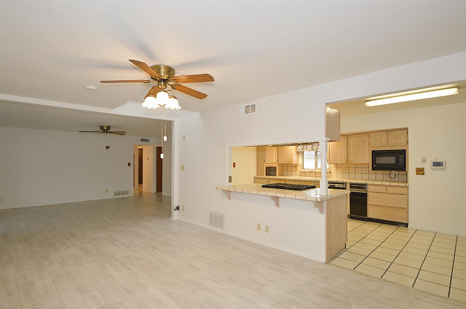 3860 E Rialto, Fresno, CA 93726