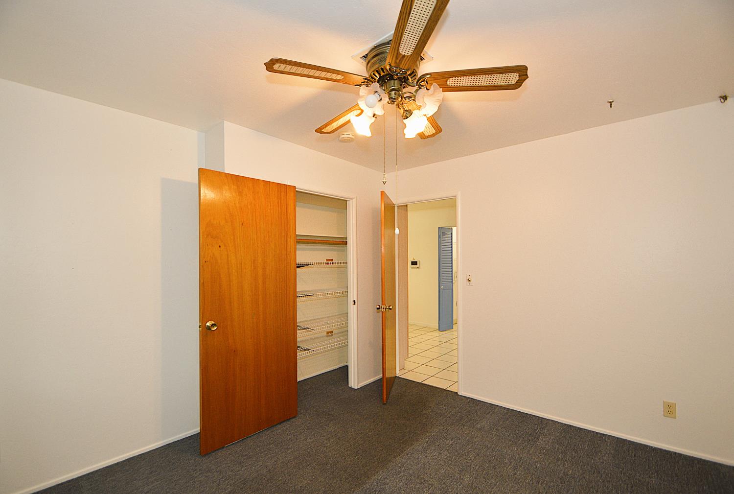 3860 E Rialto, Fresno, CA 93726