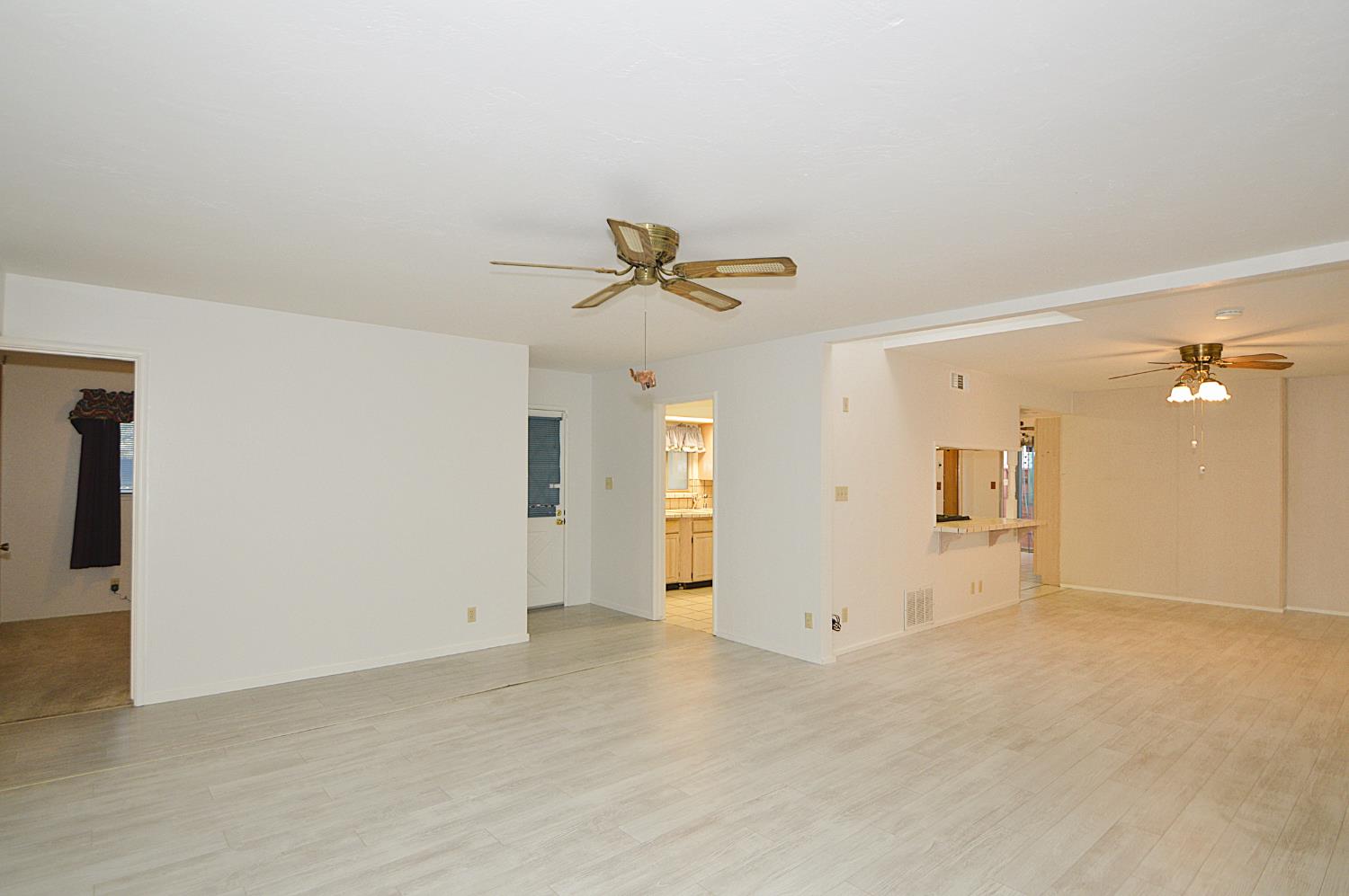 3860 E Rialto, Fresno, CA 93726