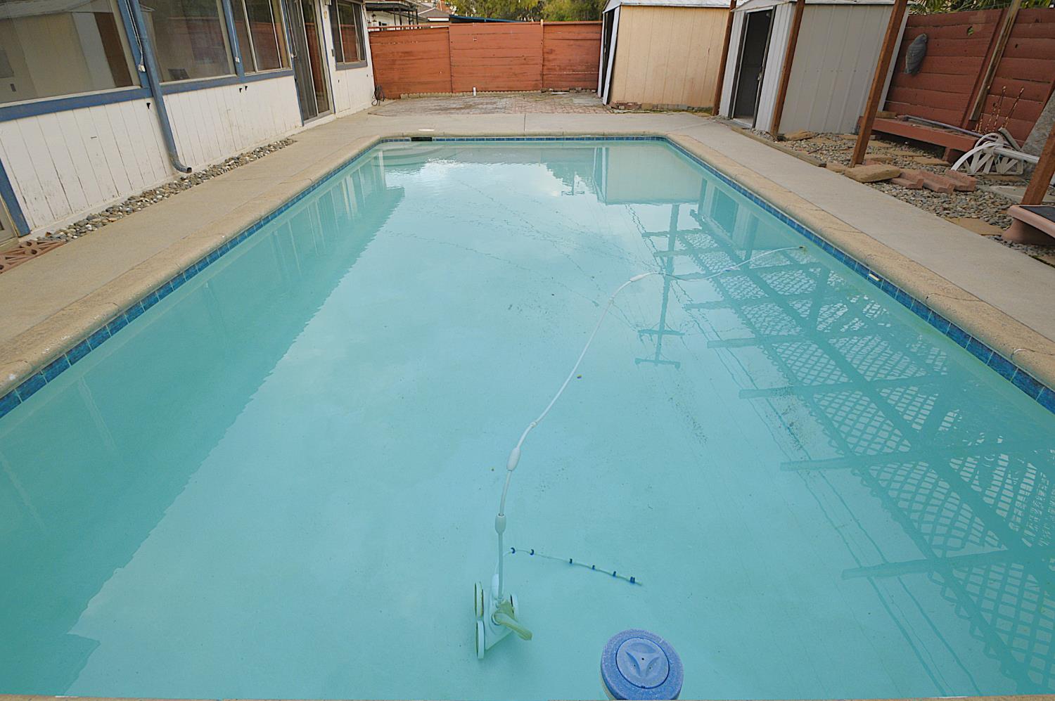 3860 E Rialto, Fresno, CA 93726