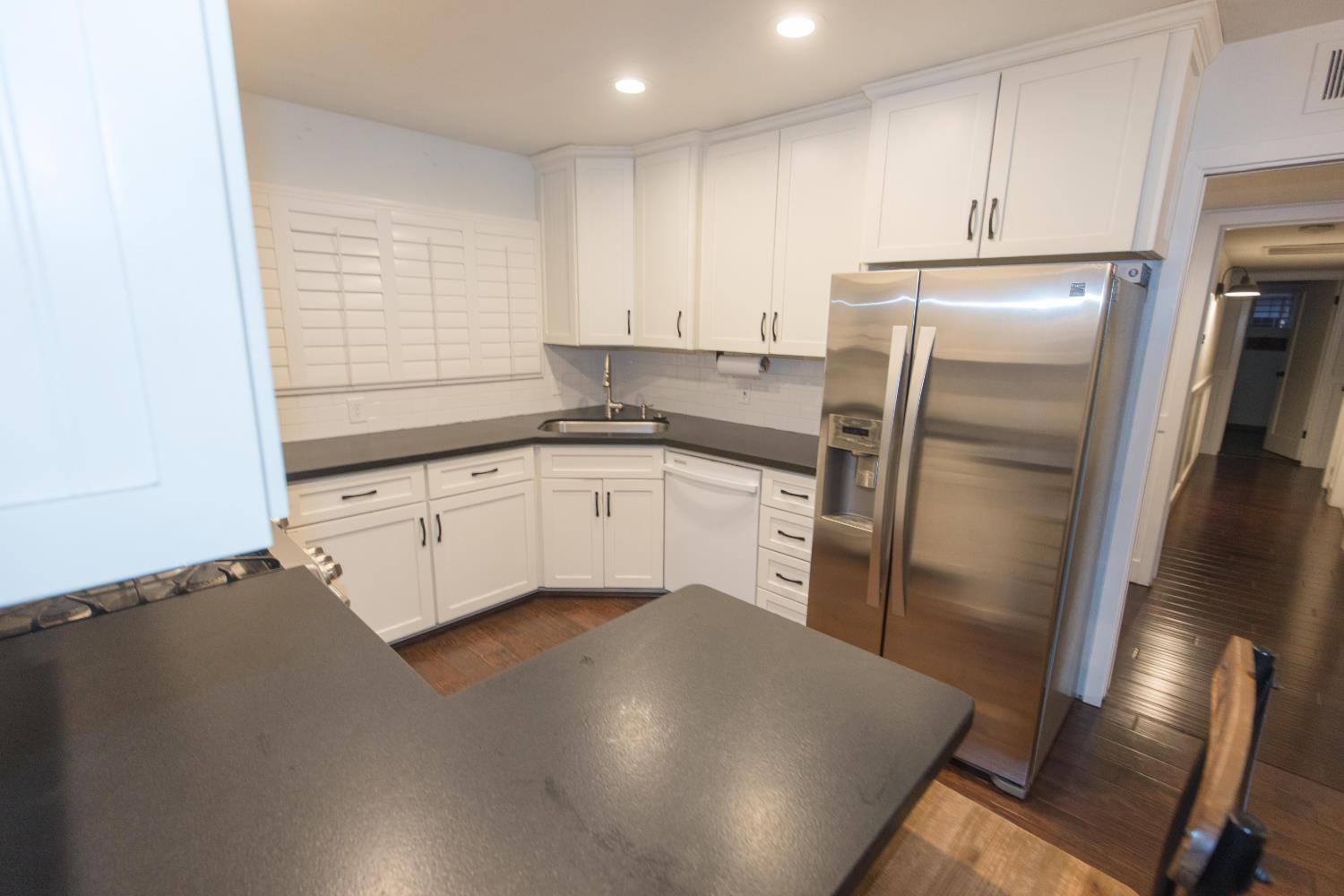 680 E Birch Ave, Fresno, CA 93720