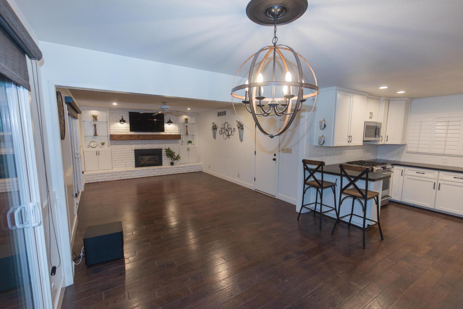 680 E Birch Ave, Fresno, CA 93720