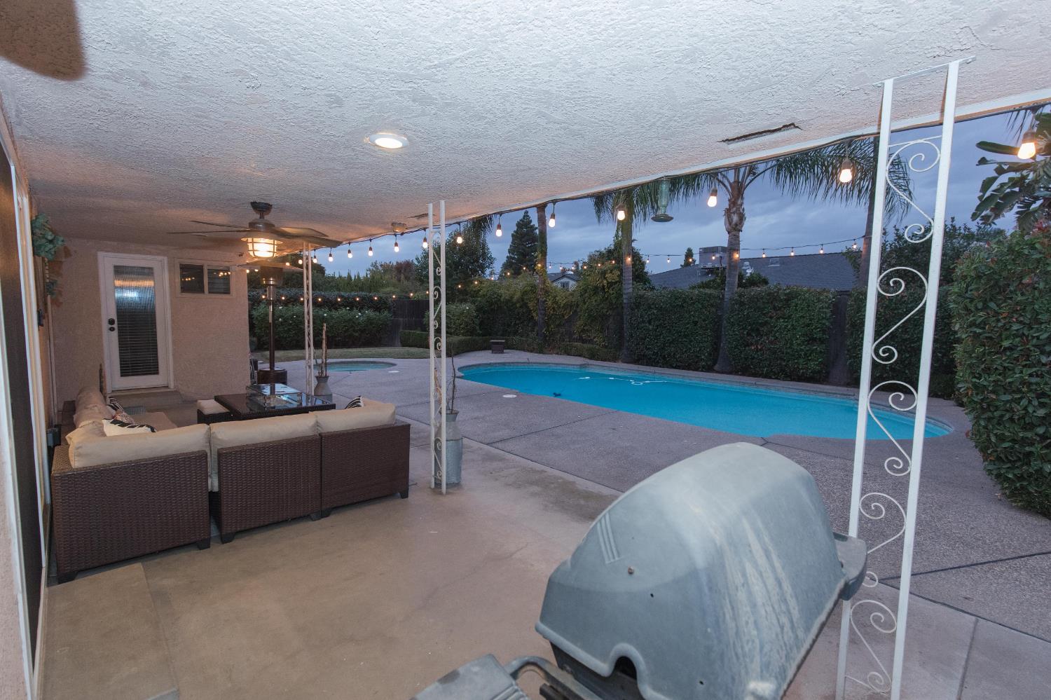 680 E Birch Ave, Fresno, CA 93720