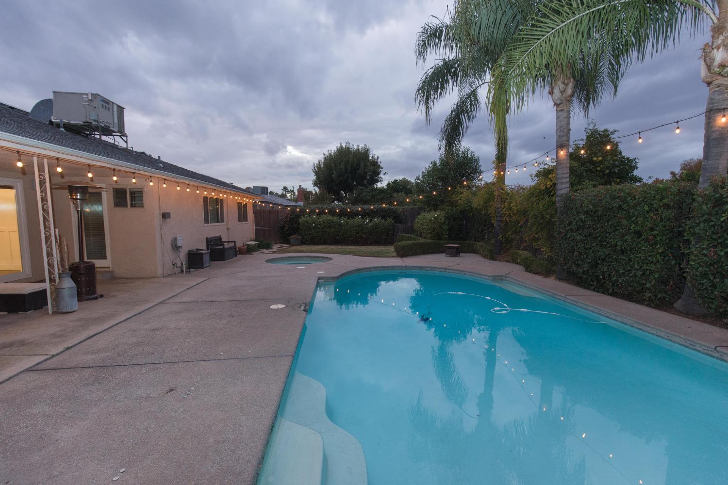 680 E Birch Ave, Fresno, CA 93720