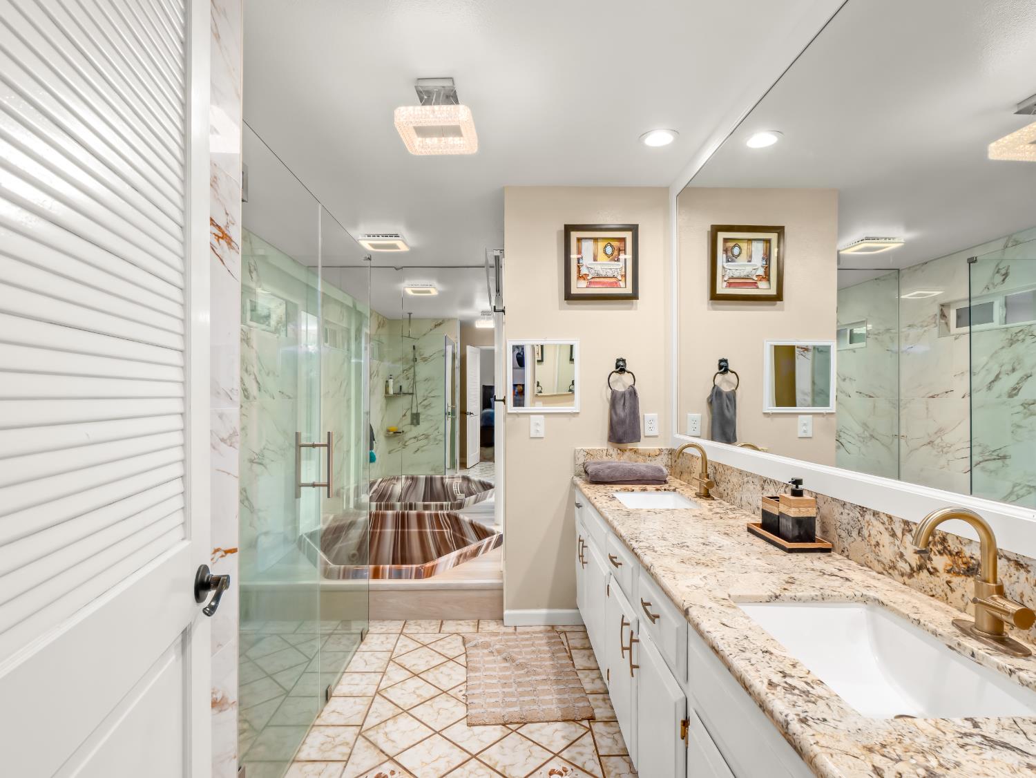 1691 S Bailey Ave, Fresno, CA 93727