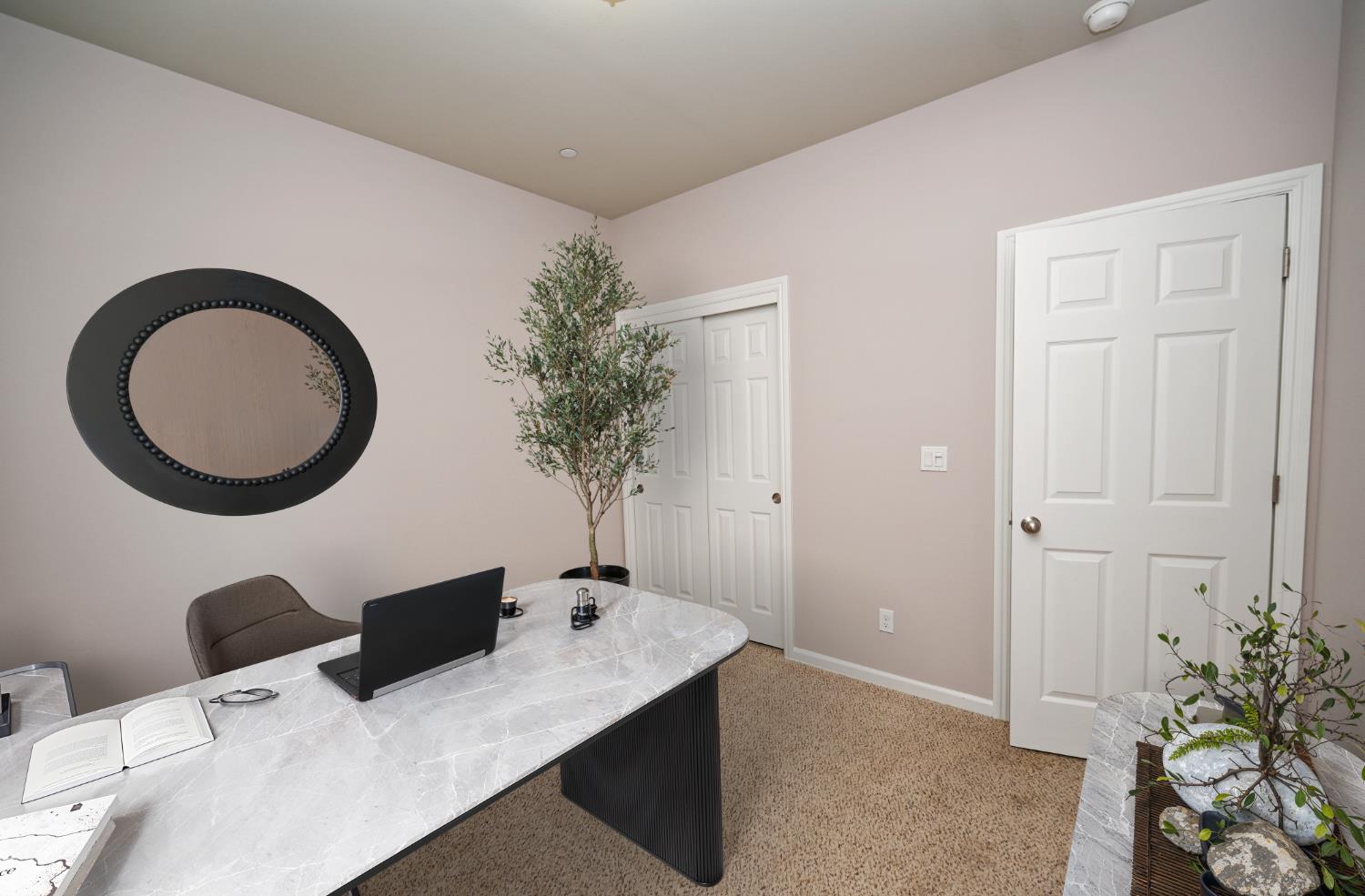 3581 Griffith Ave, Clovis, CA 93619